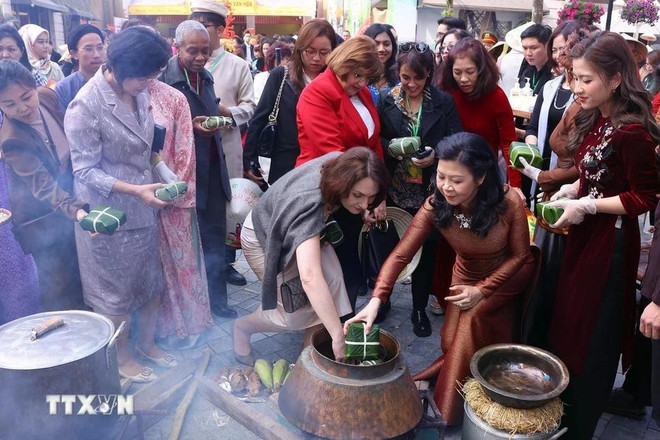 1601-phu-nhan-tong-bi-thu-5.jpg