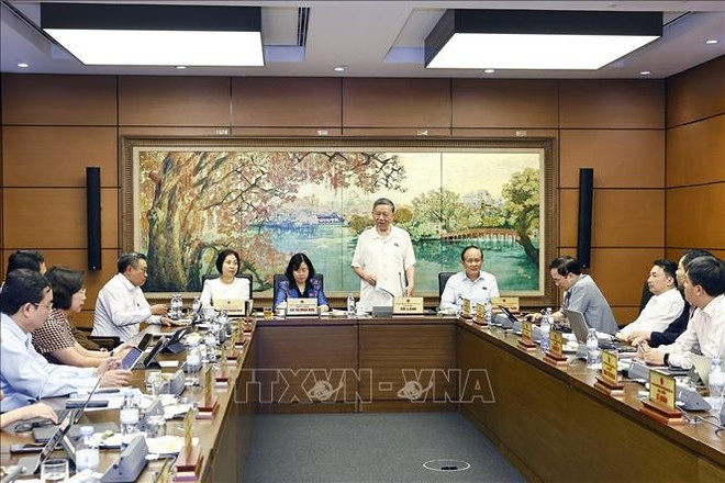 越共中央总书苏林出席会议并发表讲话。图自越通社 uuid616e6bce-7cd7-45d8-9c9a-4e7c407d5869code001library1type1mode1loctruecaptrue.jpg
