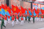 庆祝国家统一50周年阅兵与游行活动隆重举行