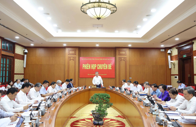 会议现场。图自越通社 vna-potal-tong-bi-thu-to-lam-chu-tri-phien-hop-chuyen-de-ban-chi-dao-trung-uong-ve-hoan-thien-the-che-phap-luat-8191890.jpg