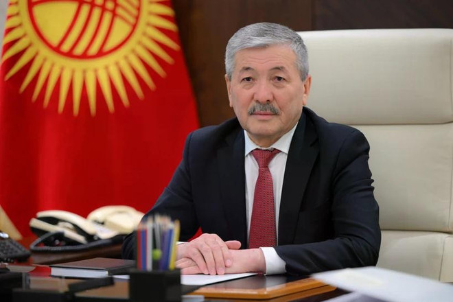 chan-dung-thu-tuong-kyrgyzstan.jpg