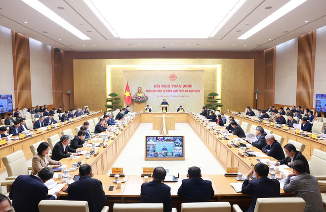 vna-potal-thu-tuong-chu-tri-hoi-nghi-toan-quoc-thuc-day-dau-tu-cong-nam-2025-va-nam-2026-8520427.jpg