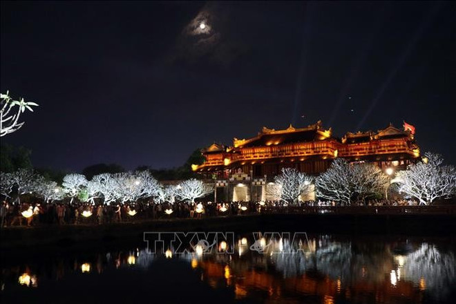 顺化皇城的夜景。图自越通社 2026-10-39.jpg