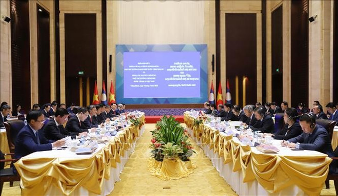 阮志勇副总理与沙伦赛副总理举行会谈。图自越通社 uuid58df63a1-4752-4931-b0bb-d2fc314f44d2code001library1type1mode1loctruecaptrue.jpg