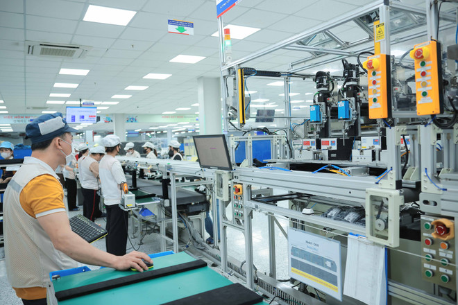 电子元件是越南出口到斯里兰卡的商品之一。图自越通社 vna-potal-quang-ninh-thu-hut-manh-von-fdi-thuc-day-tang-truong-kinh-te-7736383.jpg