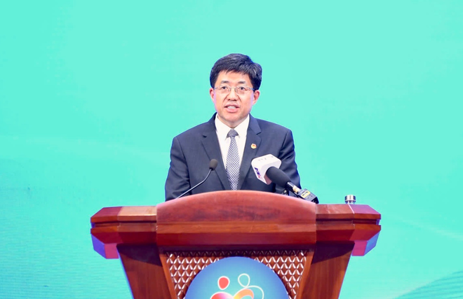 中国共青团中央书记处第一书记阿东。图自Vietnam+ gap-go-thanh-nien-viet-trung.png
