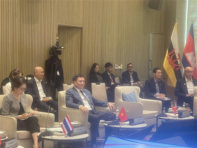 vna-potal-viet-nam-dong-gop-tich-cuc-vao-thanh-cong-cua-hoi-nghi-bo-truong-kinh-te-asean-hep-lan-thu-31-7880578.jpg