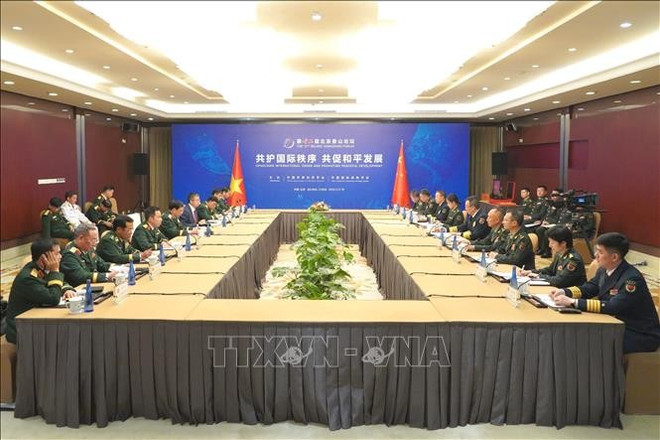 会晤现场。图自越通社 phan-van-giang-2.jpg
