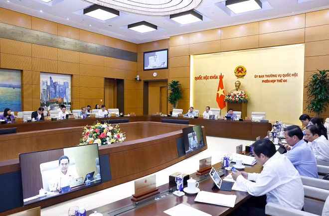 vna-potal-ubtv-quoc-hoi-cho-y-kien-ve-mot-so-du-an-luat-va-chuan-bi-ky-hop-thu-9-quoc-hoi-khoa-xv-8001068.jpg