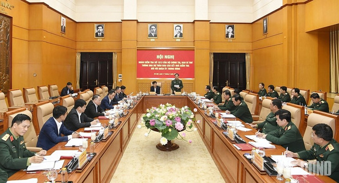 会议场景。图自越通社 quan-uy-mar17-2.jpg
