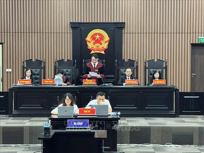 河内市人民法院于7月11日上午对发生在福山集团股份公司的案件作出一审判决。图自越通社 phuc-son-110725.jpg