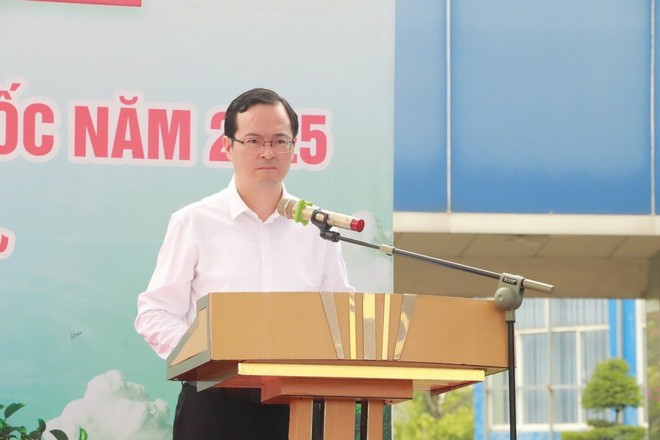中国驻胡志明市代总领事徐州。图自越通社 le-trong-cay-2.jpg