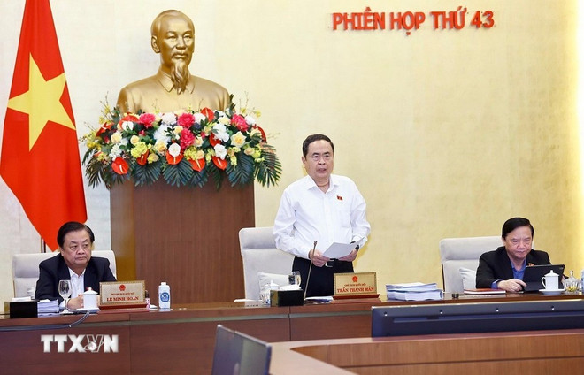 quoc-hoi-4-resize.jpg