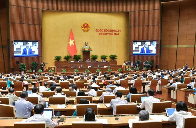 越南第十五届国会第七次会议场景。图自越通社