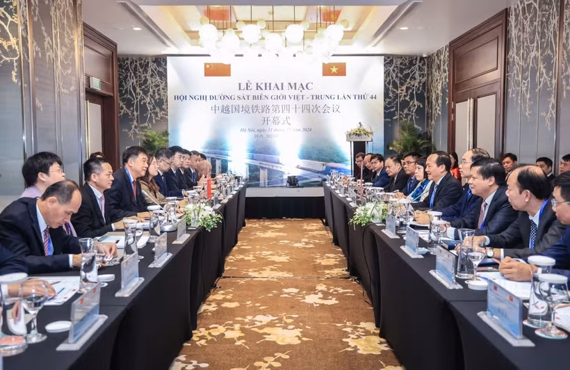 中越国境铁路第四十四次会议场景。图自越通社
