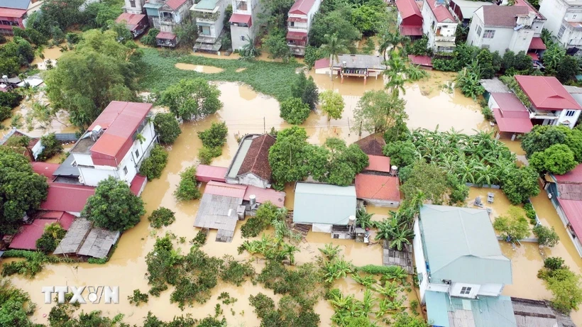 越南北部多地遭受台风和洪水严重影响。图自越通社