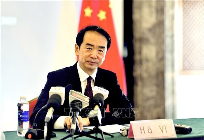 各国驻越南大使对越南在国家统一50年后取得的发展成就表示祝贺 | Vietnam+ (VietnamPlus)