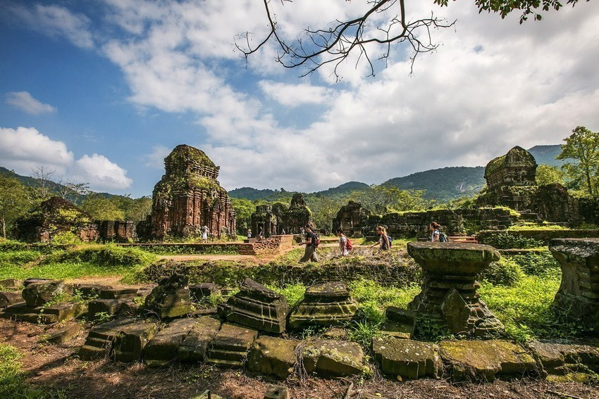  vna-potal-ngay-di-san-van-hoa-viet-nam-2311-gop-phan-nang-cao-vi-the-quoc-gia-tren-truong-quoc-te-7713036.jpg