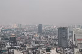 泰国空气污染加重 PM2.5预警升级。图自越通社