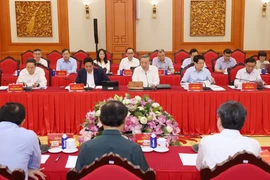 党中央签发新规定 补充将书记处常务书记职务列为党和国家高层领导人。图自dangcongsan.vn