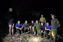 越南黄连国家公园成功救援两名迷路奥地利游客。图自越通社