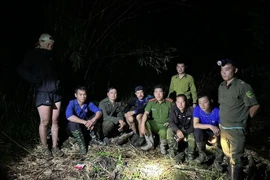 越南黄连国家公园成功救援两名迷路奥地利游客。图自越通社