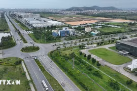 海防市的工业园区。图自越通社