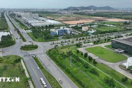 海防市的工业园区。图自越通社