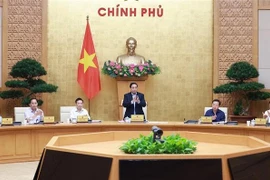 越南政府总理范明政主持召开9月政府立法工作专题会议。图自越通社