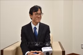 日本大阪大学清水教授。图自越通社