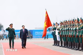 政府总理范明政出席2024年越南国际防务展。图自越通社