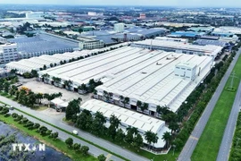 永禄2号工业区位于隆安省𤅶溧县，与胡志明市平政县接壤。