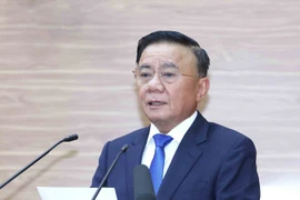 越共中央政治局委员、中央书记处常务书记陈锦绣出席会议并发表指导讲话。图自越通社