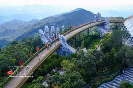 岘港加速成为亚洲一流旅游中心。图自越通社