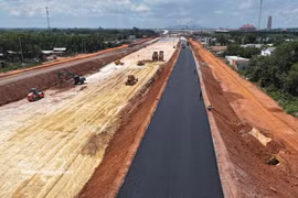 越南力争到2030年建成5000公里以上高速公路。图自越通社