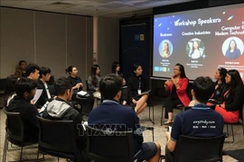 “idX”的职业发展活动现场。图自越通社