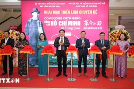 "胡志明同志在中国的革命之路"专题展览开展。图自越通社