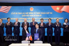 越南心英综合医院与美国迈胜医疗系统公司签署了购买迈胜S250-FIT质子放射治疗系统的合同。图自越通社
