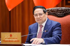 越南政府总理范明政主持召开政府常务会议。图自越通社