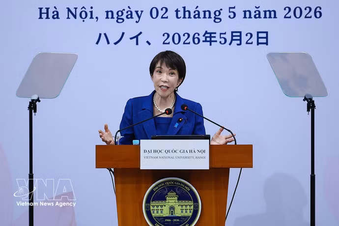 日本首相高市早苗在河内国家大学发表施政演讲