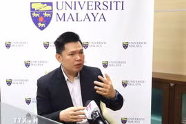 马来亚大学对外与安全事务分析师柯林斯·张友杰。图自越通社