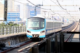 胡志明市城铁一号线滨城—仙泉段。图自越通社