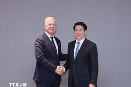 越南国家主席梁强会见国际商会(ICC)秘书长约翰·丹顿。图自越通社