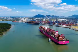 胡志明市新港—盖梅国际港。图自越通社