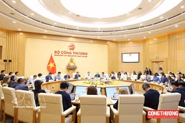 双方工作会谈场景。《工贸部供图》
