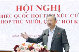 苏林总书记发表讲话。图自越通社