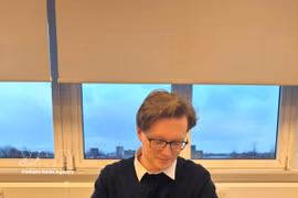 长期关注并深入了解越南的英国学者基里尔·惠特克。图自越通社