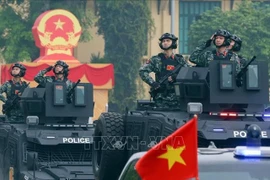 出征仪式上的公安力量特种车辆。图自越通社