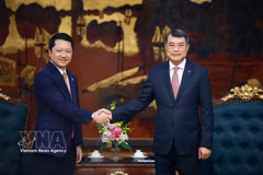 越南政府总理黎明兴会见柬埔寨监察部部长宋速肯。图自越通社
