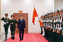 黎明兴总理出席国防学院2026—2027新学年开学典礼。图自越通社